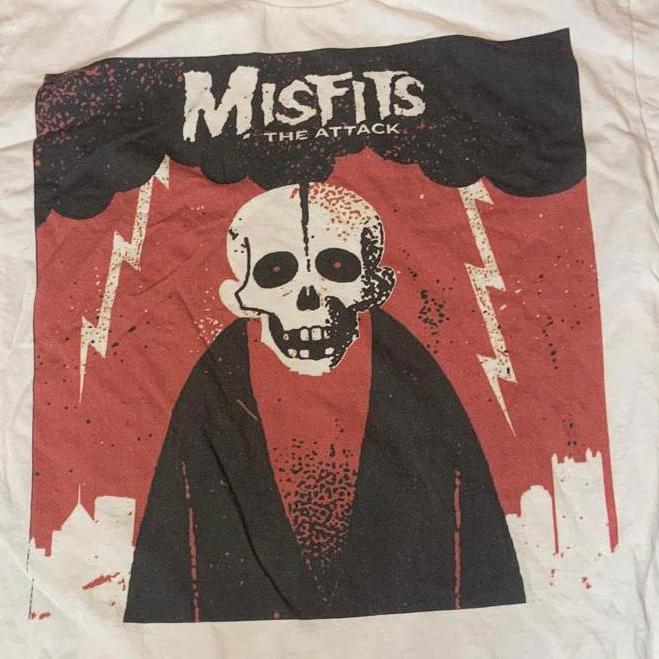 Misfits Preowned Large White Shirt